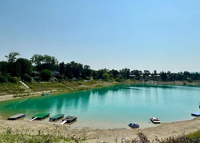 Zelt, Panorama Gartenhaus Am See, Wiener Neustadt, Autark خيمة فخمة وينر نويشتاد